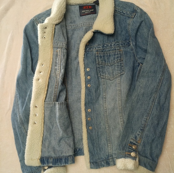 Jean Jacket - Picture 2 of 3